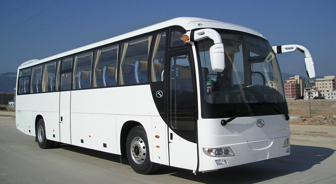 成都班車租賃 企業選擇班車租賃的好處